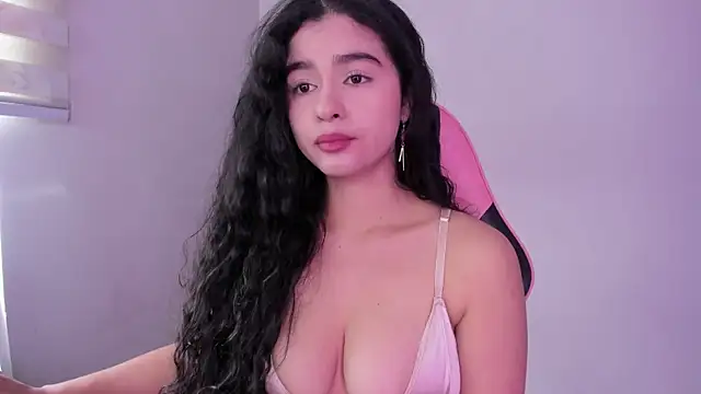 Arianna_Jannes Chat XXX in diretta