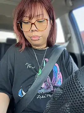 moan4mona Show Webcam