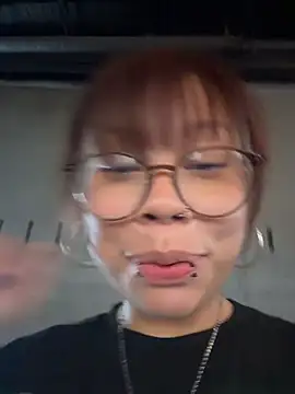 Živý XXX chat moan4mona