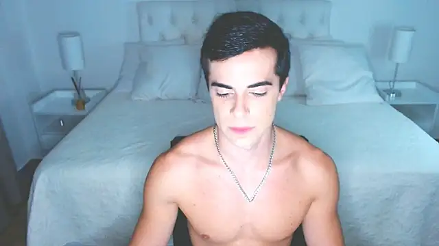 mr_hunterx's Webcam Show
