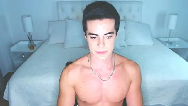 mr_hunterx's Webcam Show