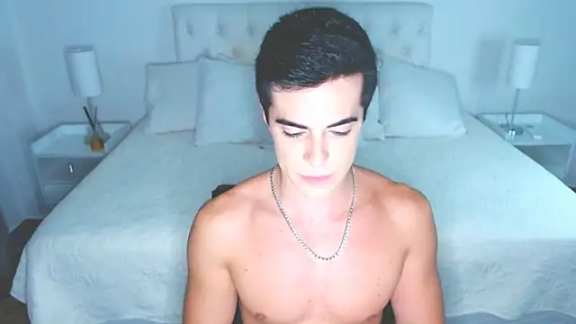 mr_hunterx's Webcam Show
