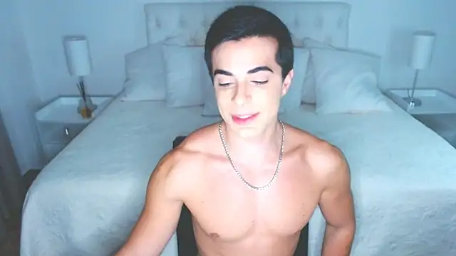 mr_hunterx's Webcam Show