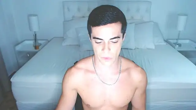 mr_hunterx's Webcam Show