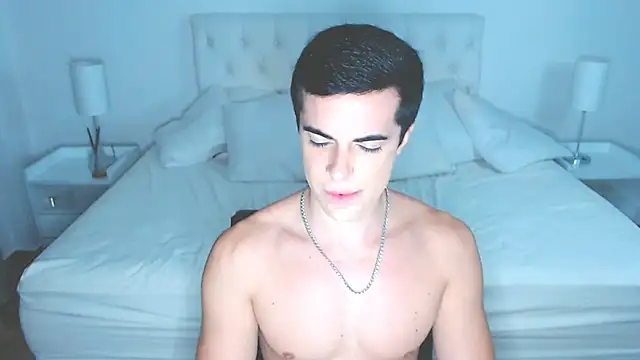 mr_hunterx's Webcam Show