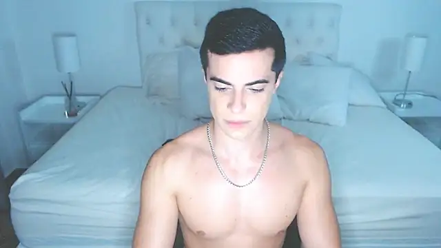 mr_hunterx's Webcam Show