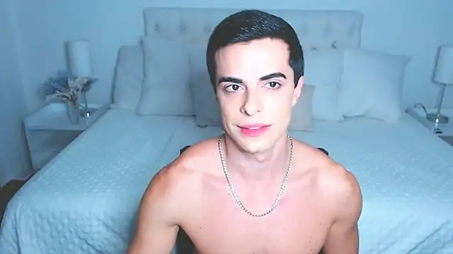 mr_hunterx: διαδικτυακό σόου στην κάμερα