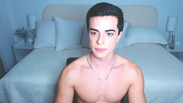 mr_hunterx's Webcam Show