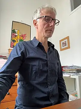SexyLeon8 Show in webcam
