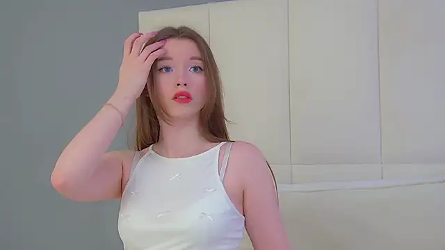 KeiraAsti Chat XXX in diretta