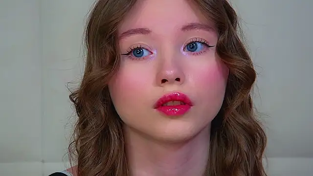 Онлайн чат XXX KeiraAsti