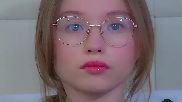 KeiraAsti's Webcam Show