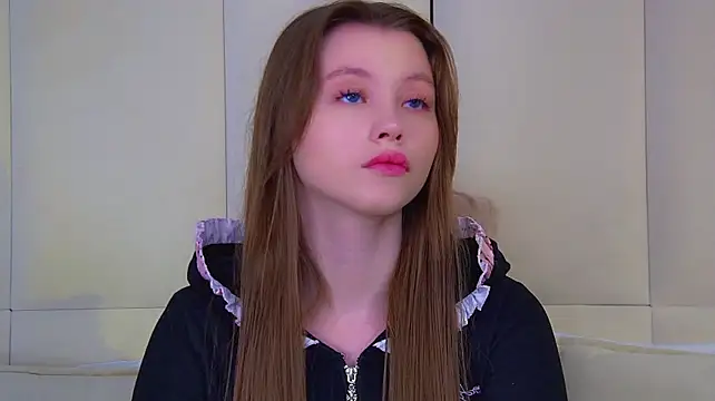 KeiraAsti 网络视讯表演