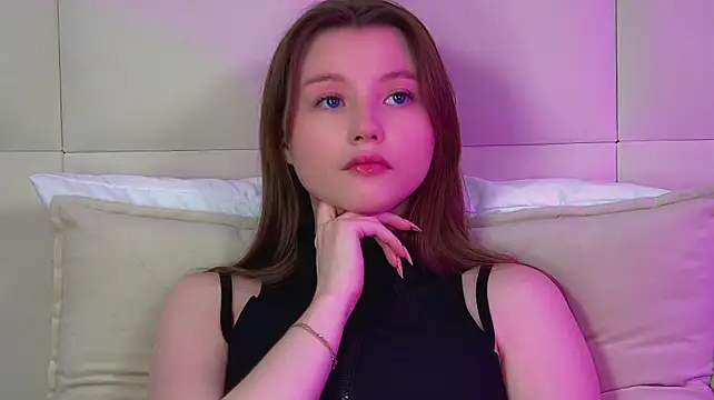 عرض كام KeiraAsti