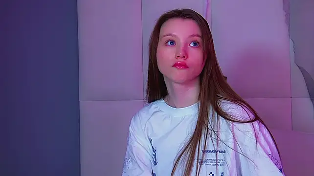 KeiraAsti 라이브 XXX 채팅
