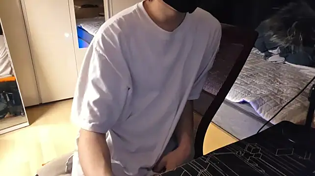 016giy 网络视讯表演
