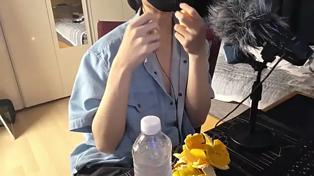016giy webcam show