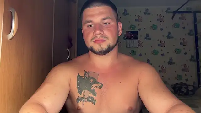 chiraq1945 Show Webcam