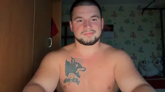 chiraq1945 Show in webcam