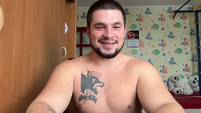 chiraq1945 Show in webcam
