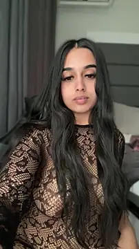 LilMisIndianx Adlı Modelin Web Kamerası Şovu