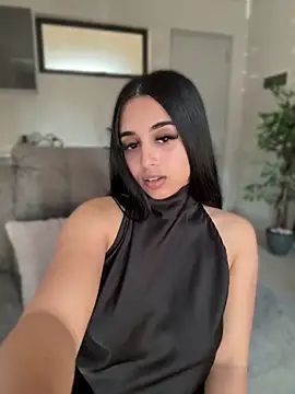 Pokazy przed kamerką – LilMisIndianx