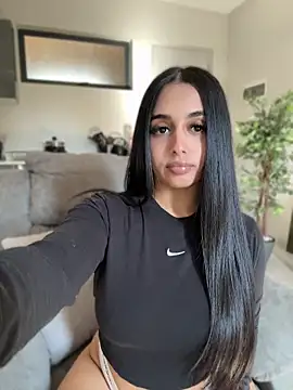 Pokazy przed kamerką – LilMisIndianx