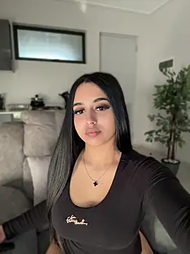 LilMisIndianx Live XXX-Chat