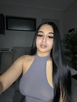 LilMisIndianx's Webcam Show