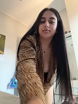 LilMisIndianx: онлайн-секс-чат