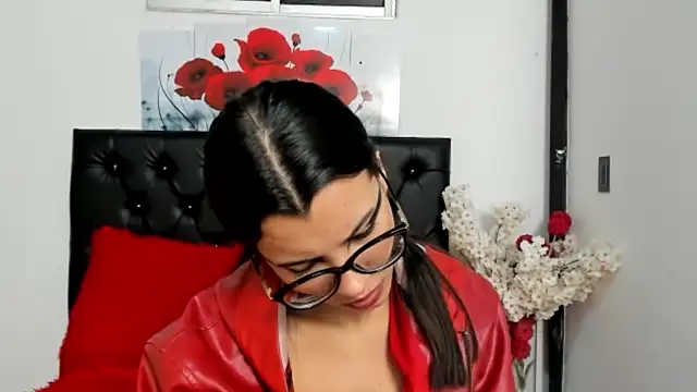 pinky_f00x Chat XXX in diretta