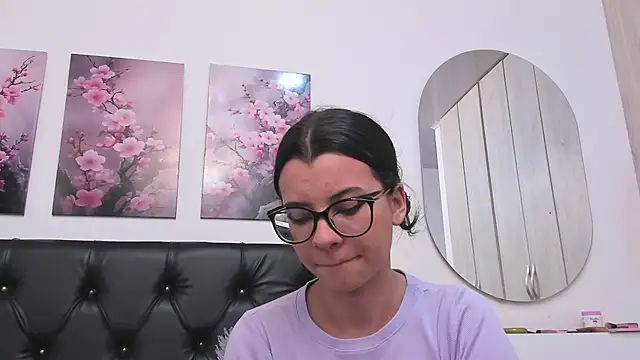 Онлайн чат XXX pinky_f00x