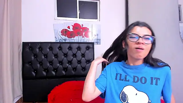 pinky_f00xn Live XXX chat