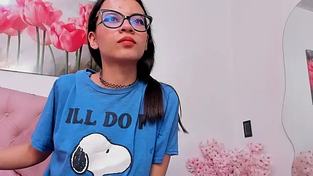 Czat XXX na żywo – pinky_f00x