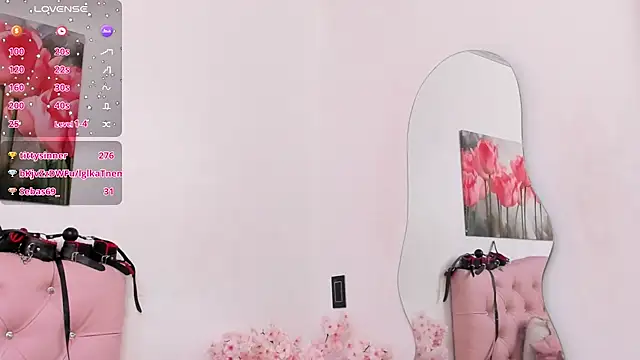 pinky_f00x's Live XXX Chat