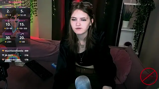 Dilara_xBaby Adlı Modelin Canlı XXX Sohbeti