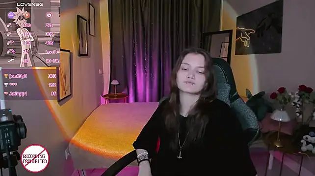 Dilara_xBaby Chat XXX in diretta