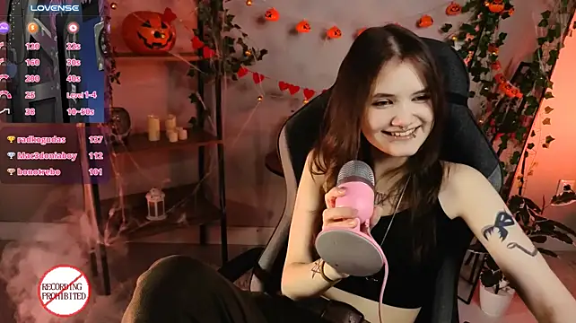 Dilara_xBaby 网络视讯表演
