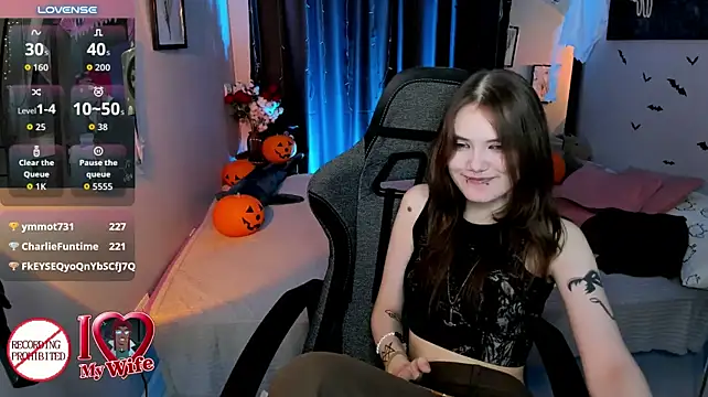 Dilara_xBaby Adlı Modelin Canlı XXX Sohbeti