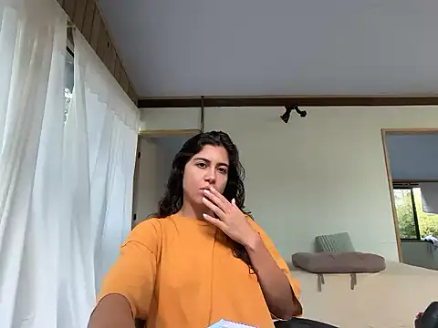 deusaludovica's Live XXX Chat
