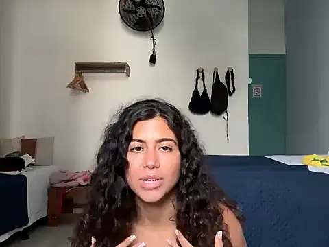 Show de deusaludovica na webcam