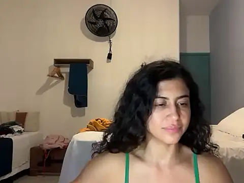 deusaludovica's Live XXX Chat