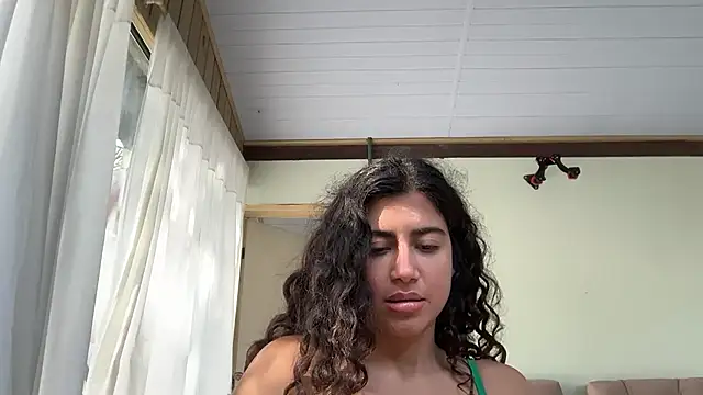 Chatroom XXX en direct de deusaludovica