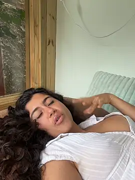 Chat XXX en directo de deusaludovica