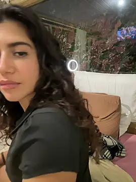 Chat +18 de deusaludovica ao vivo