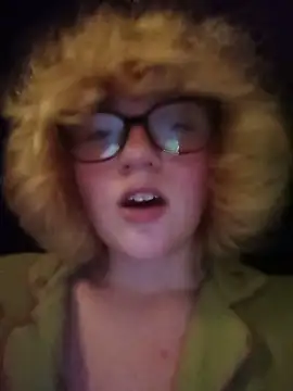 mcjbgfhgjhiiilllufjyf Шоу с уебкамера