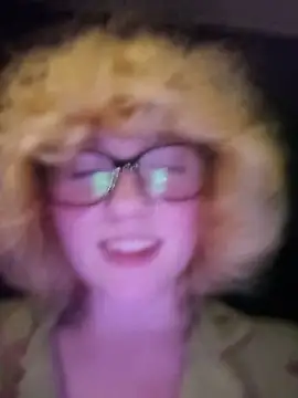 mcjbgfhgjhiiilllufjyf Show in webcam