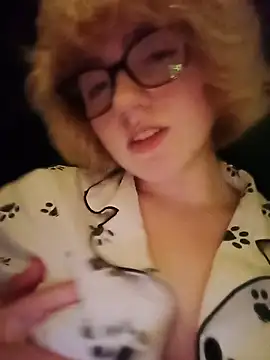 mcjbgfhgjhiiilllufjyf's Webcam Show