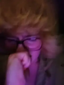 mcjbgfhgjhiiilllufjyf's Webcam Show