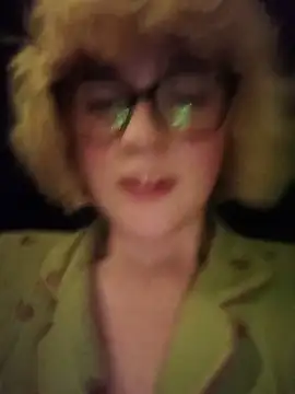 mcjbgfhgjhiiilllufjyf's Webcam Show